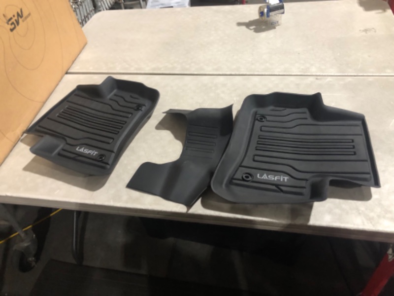 Photo 1 of ***FOR UNKNOWN MAKE AND MODEL - SEE PICTURES***
Automobile Floor Mats, Black, Rubber, 3 Piece