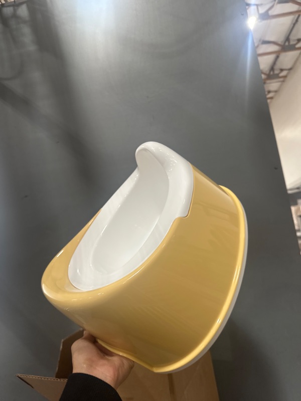 Photo 2 of BabyBjörn Smart Potty, Powder Yellow/White Powder yellow/White Smart Potty