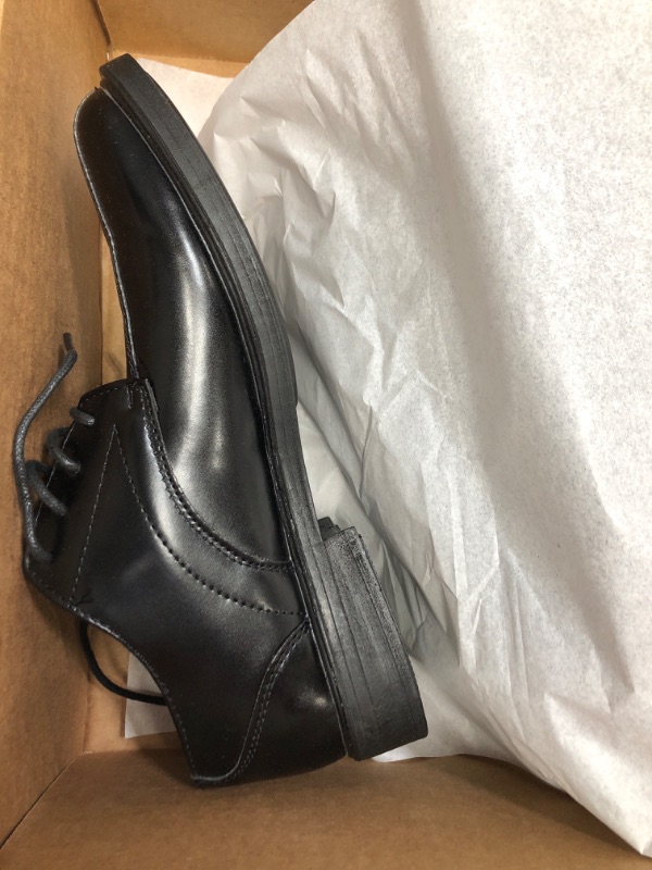 Photo 1 of black shoes, boys- size 6 wide