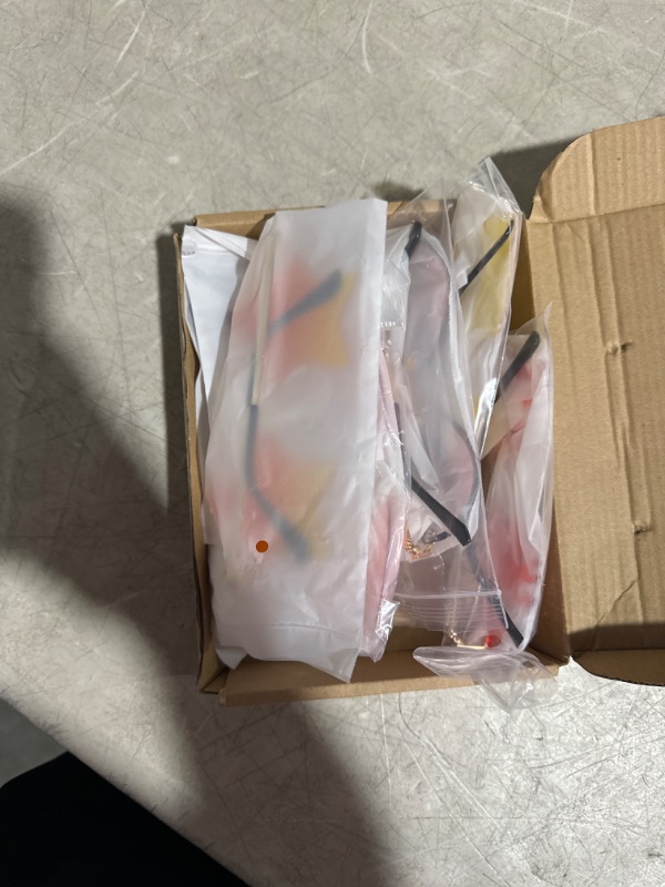 Photo 2 of **MISSING 1**Xuhal 7 Pairs Irregular fun Sunglasses Set Rimless Melting Heart Sunglasses 