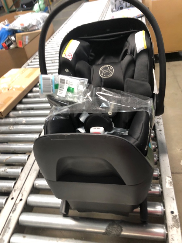 Photo 4 of ***USED - DIRTY - LIKELY MISSING PARTS - UNABLE TO VERIFY FUNCTIONALITY***
Cybex Cloud G Comfort Extend Infant Car Seat with Anti-Rebound Base, Linear Side Impact Protection, Latch Install, Ergonomic Full Recline, Extended Leg Rest, Moon Black