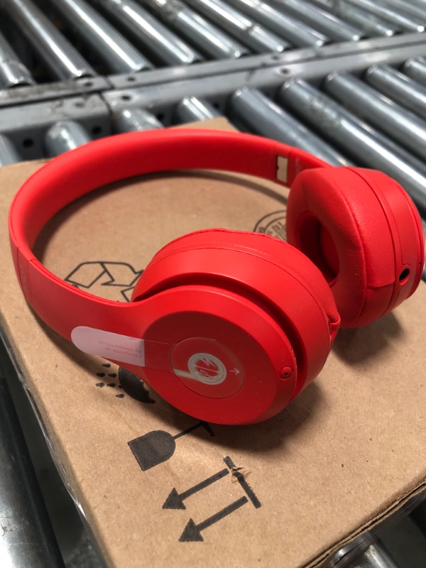 Photo 4 of Beats Solo3 Wireless On-Ear Headphones - Apple W1 Headphone Chip, Class 1 Bluetooth, 40 Hours of Listening Time, Built-in Microphone - Red
