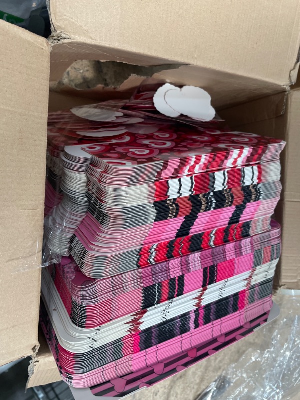 Photo 1 of 100 pack valentines goody bags