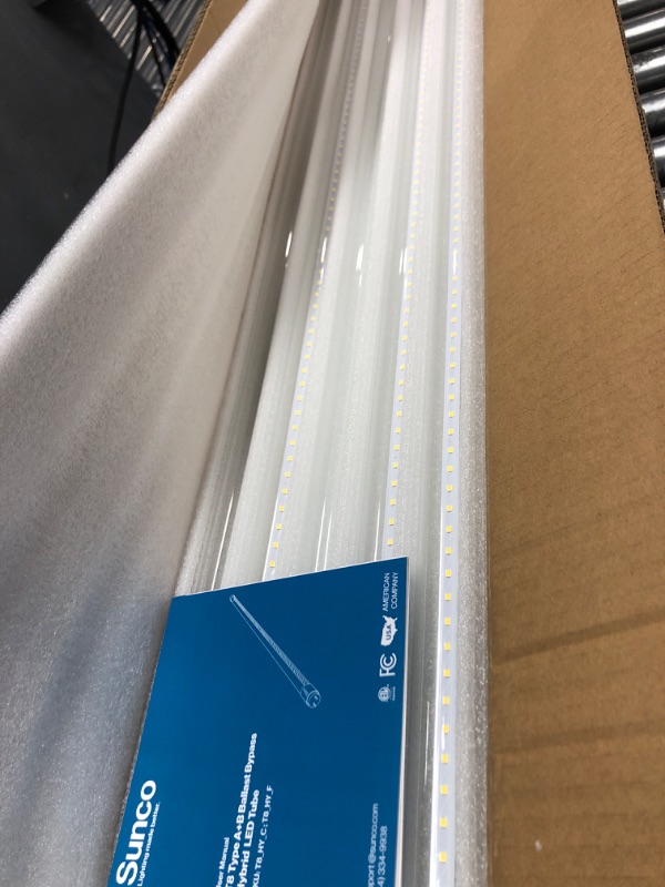 Photo 1 of Sunco 30 Pack T8 LED 4FT Light Bulbs Hybrid Type A+B Plug & Play/Ballast Bypass Fluorescent Replacement, 5000K Daylight, 18W, Clear Cover, Retrofit, Single/Double Ended Power, Commercial Grade UL