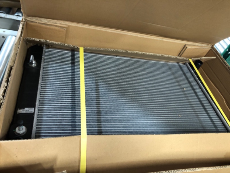 Photo 2 of Denso 221-3416 Radiator