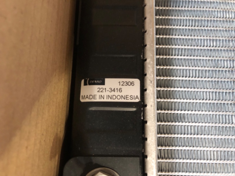 Photo 3 of Denso 221-3416 Radiator