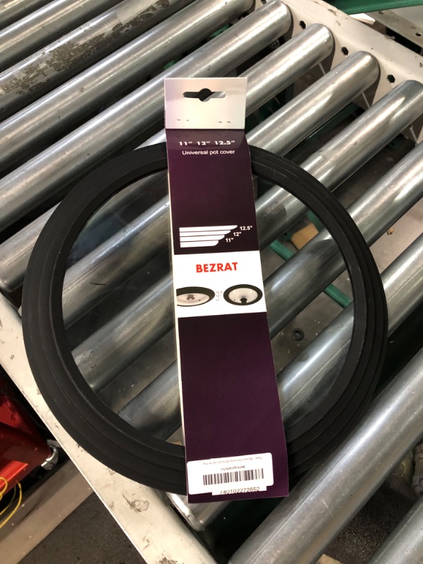 Photo 1 of *SEE NOTES*  Bezrat Universal Round Lid for Pans, Pots and Skillets Vented Tempered Glass - Graduated Rim Fits 11", 12", 12.5 inch Cookware – Heat Resistant Knob – Food Safe - Microwave Safe – Dishwasher Safe 11" -12" - 12.5"
