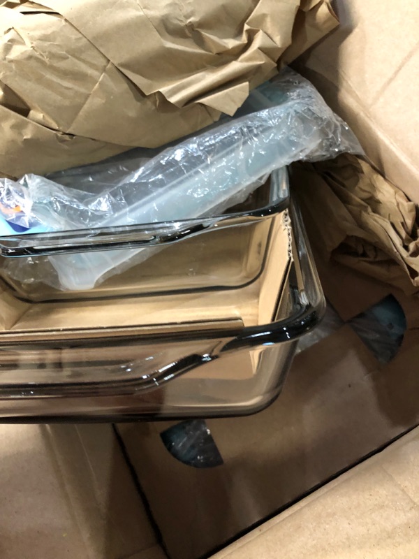 Photo 1 of Anchor Hocking 4 Piece Truelock Locking Lid Bakeware Set - 3 Quart Baking Dish and 8 Inch Square Cake Dish 3 quart and 8 inch square Clear