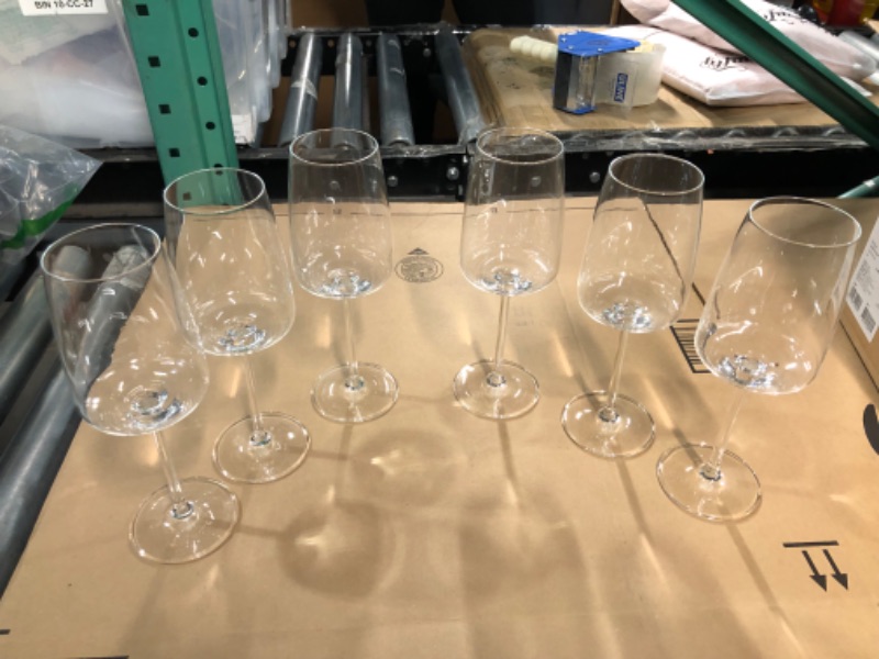 Photo 2 of (READ FULL POST) Schott Zwiesel 120588 Wine Glass, Clear, 12.2 fl oz (363 ml), Light and Crisp Wine, Pack of 6 Light and pepperous wine