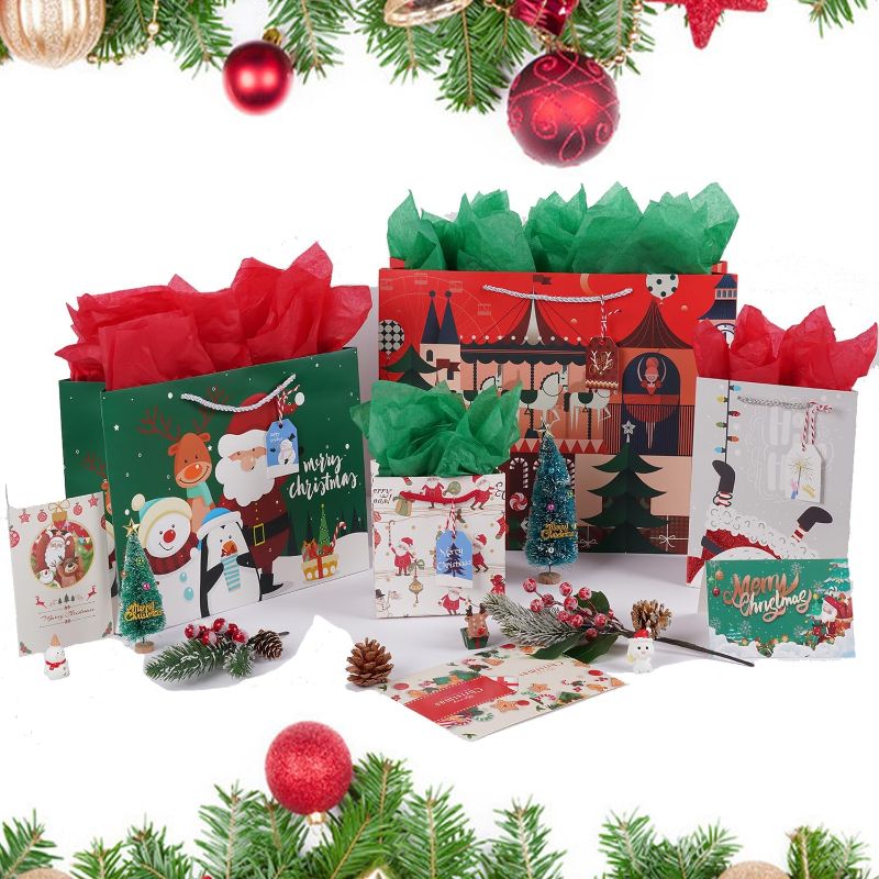 Photo 1 of * see all images *
Christmas Gift Bag Assorted Size