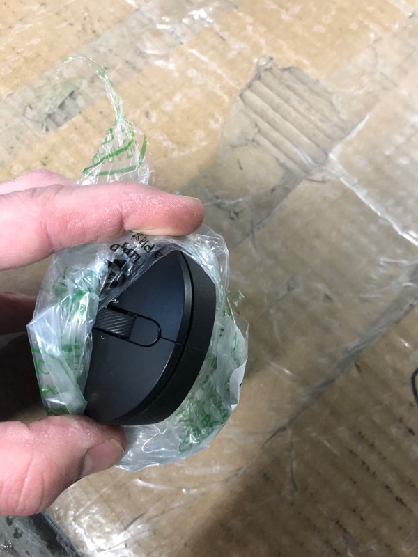 Photo 4 of Dell MS5120W Wireless Computer Mouse - with Bluetooth Connection with Long Life Battery (Black)