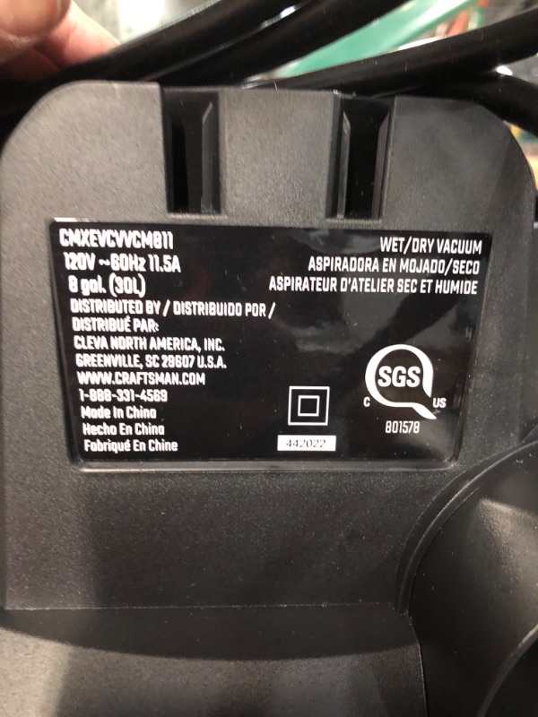 Photo 4 of ***MISSING HOSE AND ATTACHMENT*** CRAFTSMAN 8-Gallons 3.5-HP Corded Wet/Dry Shop Vacuum with Accessories Included