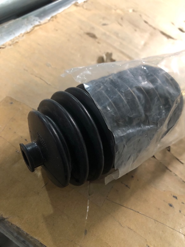 Photo 1 of Steering tie rod suit
