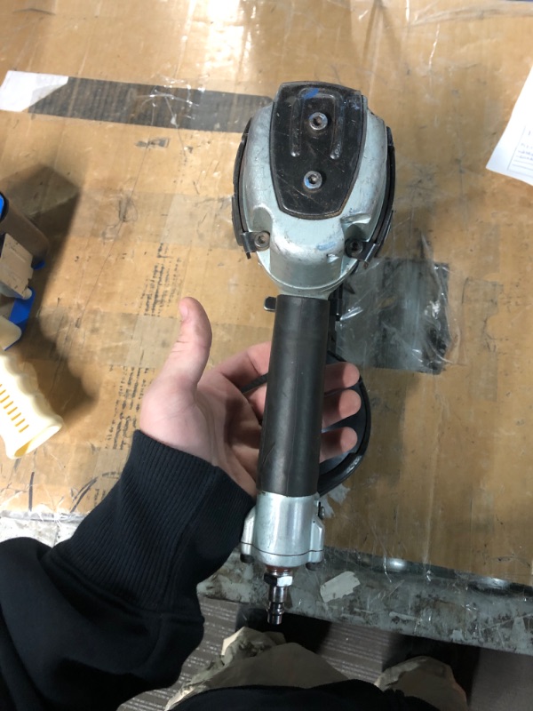 Photo 4 of ***NON-REFUNABLE**Metabo HPT 1.75-in 15-Degree Pneumatic Roofing Nailer
*GETS JAMMED AND SPITS THE REST OF THE NAILS OUT***
***PARTS ONLY******