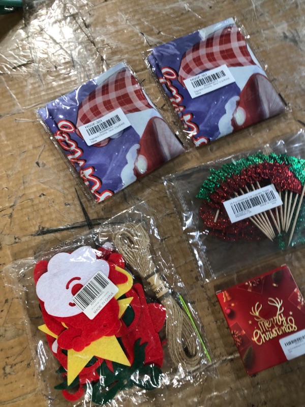 Photo 1 of *non refundable bundle*
Miscellaneous Christmas Bundle (5 items)