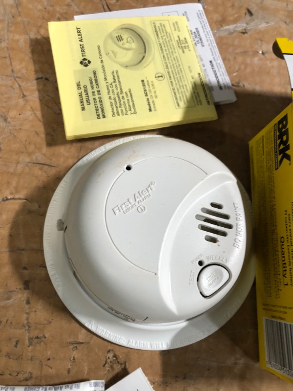 Photo 4 of First Alert BRK SC-9120B Hardwired Smoke and Carbon Monoxide (CO) Detector with Battery Backup 1 Pack