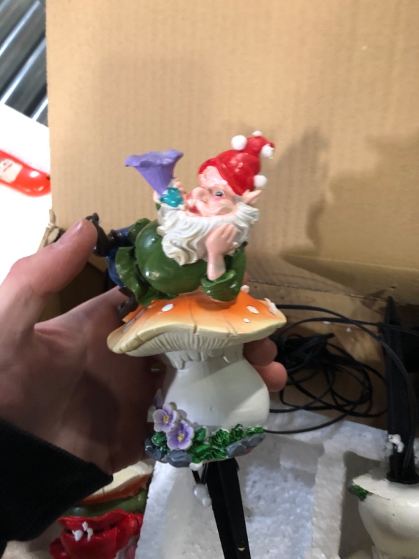Photo 1 of GNOME LIGHT LAMP OUTDOOR