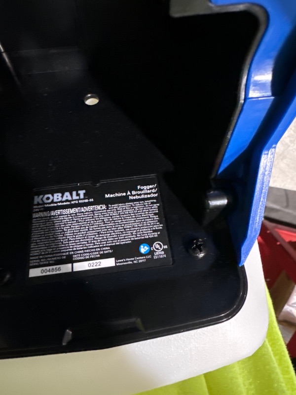 Photo 8 of Kobalt 0.53-Gallon Plastic 24-Volt Battery Powered Handheld Sprayer