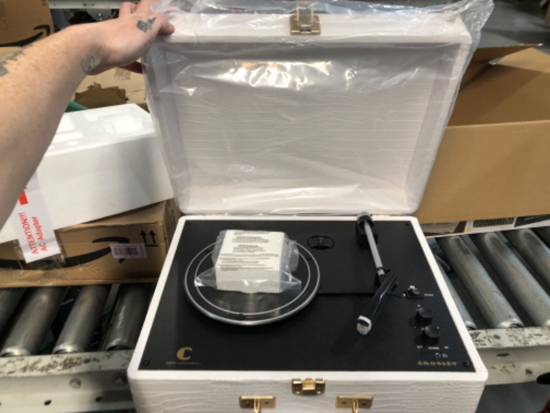 Photo 3 of Crosley CR6253C-WC Anthology Vintage 3-Speed Bluetooth in/Out Suitcase Turntable, White Bluetooth In/Out (Upgraded Needle) White