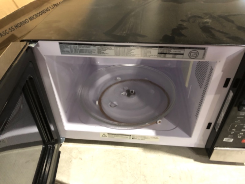 Photo 1 of ***NOT FUNCTIONAL - NONREFUNDABLE - FOR PARTS ONLY - SEE COMMENTS***
TOSHIBA EM131A5C-SS Countertop Microwave Oven, 1.2 Cu Ft with 12.4" Turntable