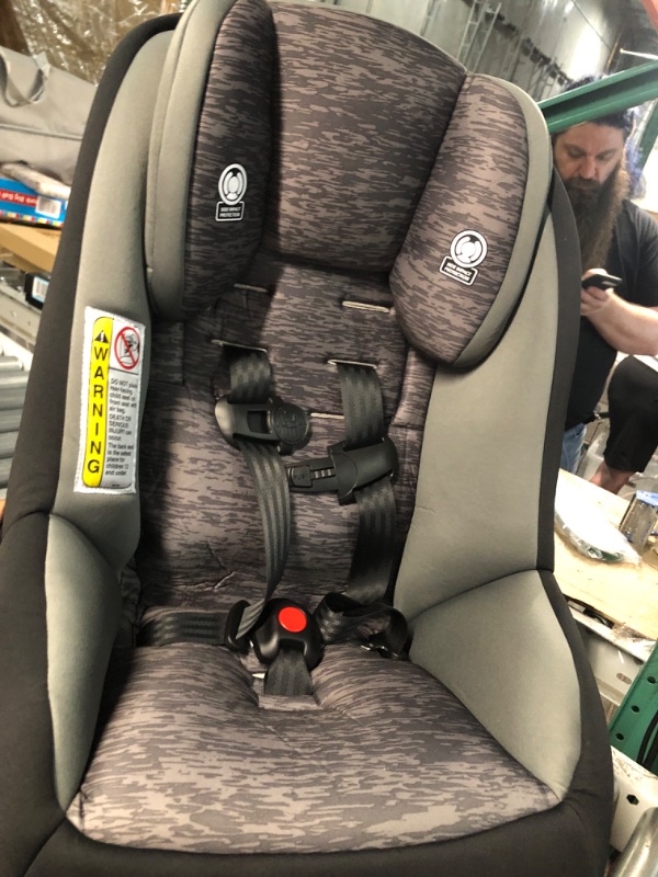 Photo 4 of Cosco Mighty Fit 65 DX Convertible Car Seat (Heather Onyx Gray)