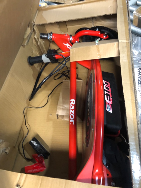 Photo 2 of (READ FULL POST) Razor E100 Electric Scooter (Red)