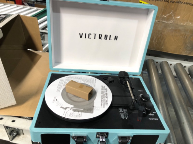 Photo 2 of ***NOT FUNCTIONAL - DOESN'T POWER ON***
Victrola Vintage 3-Speed Bluetooth Portable Suitcase Record Player with Built-in Speakers VSC-550BT-TU