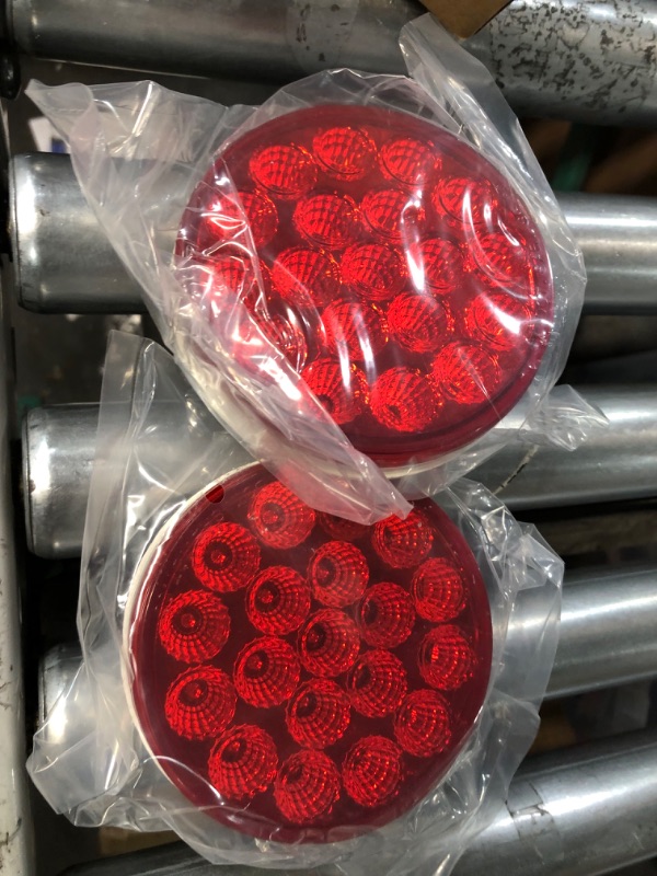 Photo 2 of 4 Inch Round LED Trailer Tail Light 19 Diodes Red Stop Brake Light Trailer Tail Lights for Boat Trailer RV Camper Trucks?Red,2 Pcs?