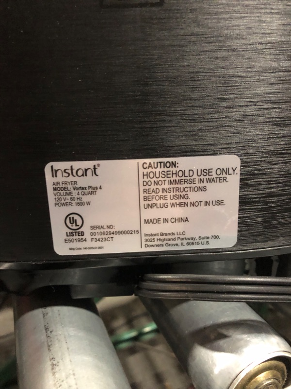 Photo 1 of Instant Vortex Plus 6-in-1 4QT