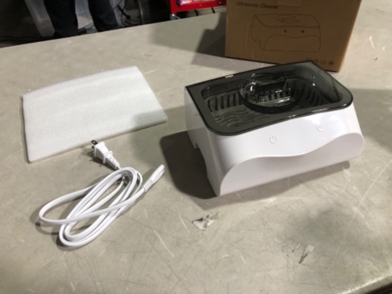 Photo 1 of ***USED - POWERS ON - UNABLE TO TEST FURTHER***
Ultrasonic Jewelry Cleaner, 1000ml High Capacity Professional Ultrasonic Cleaner with 5 Timer Modes