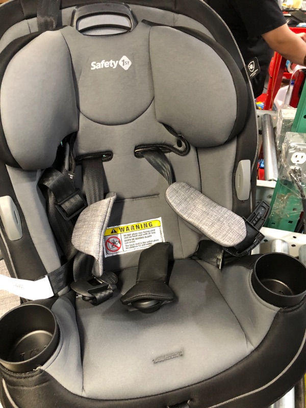 Photo 3 of Safety 1st Grow and Go All-in-One Convertible Car Seat, Rear-facing 5-40 pounds