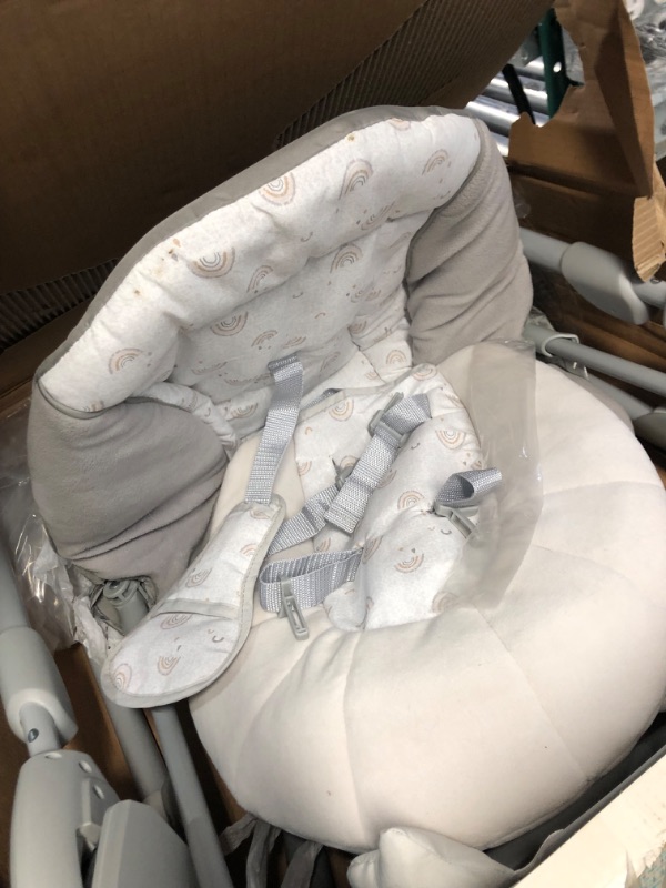 Photo 2 of ***USED - DIRTY - MIGHT BE MISSING PARTS - SEE PICTURES***
Graco® Slim Spaces™ Compact Baby Swing, Reign