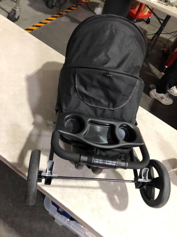 Photo 4 of BLACK STROLLER 