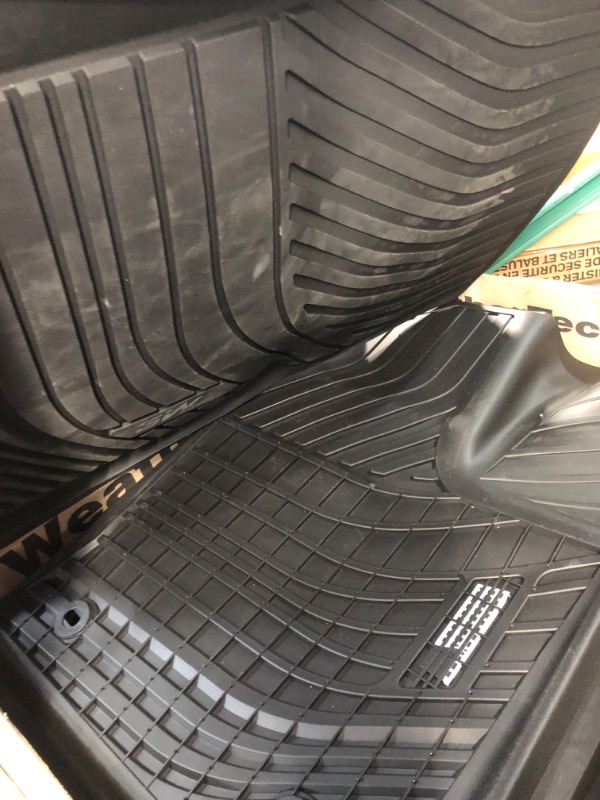 Photo 4 of {READ NOTES]**MINOR DAMAGE**
3W Floor Mats Fit 2022-2024 Toyota Tundra 