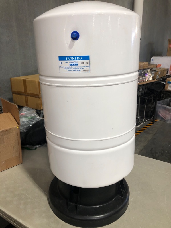 Photo 2 of * see all images *
APEC Water Systems TANK-4 4 Gallon Residential Pre-Pressurized 