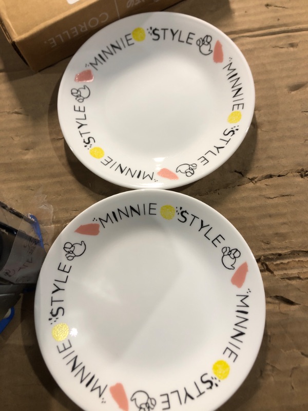 Photo 3 of (READ FULL POST) Corelle | Minnie Mouse Vitrelle Dinnerware Appetizer Plate Set | 4 Round, Easy-to-Clean Solid Glazed Plates | Triple-Layer Strong Glass Resistant to Chips and Cracks | Proudly Made in the USA 4 PIECE Minnie Mouse