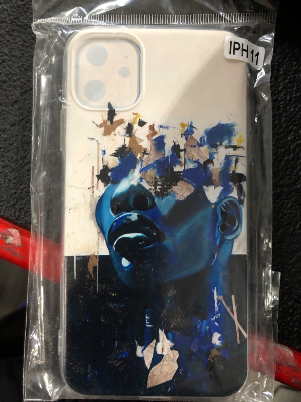 Photo 1 of iphone 11 case 