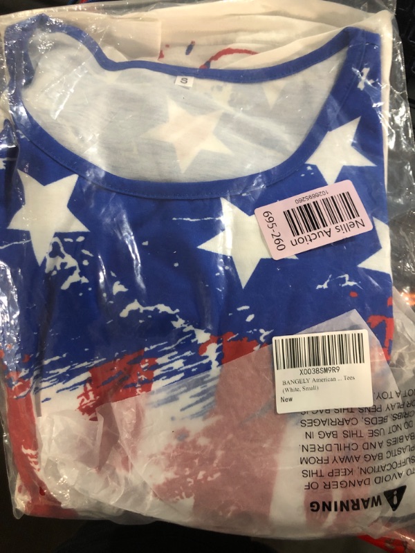 Photo 1 of USA Flag Tank Top Women Halter Sleeveless Tops Patriotic 4th of July Shirts Distressed Graphic Summer Racerback Vest size s