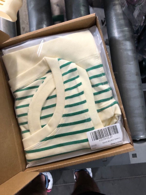 Photo 1 of Sports bra, 600 G L green 