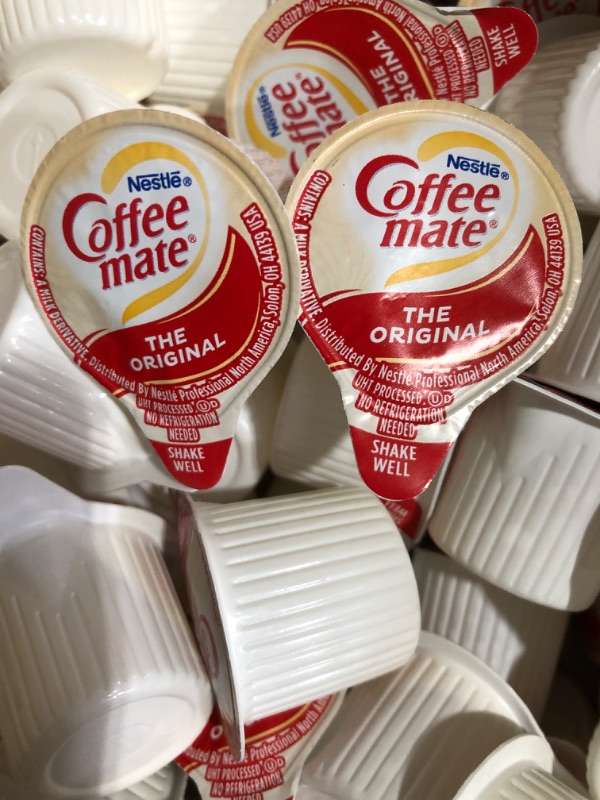 Photo 3 of * see all images *
Nestle Coffee mate Coffee Creamer, Original, Liquid Creamer Singles, Non Dairy, No Refrigeration,