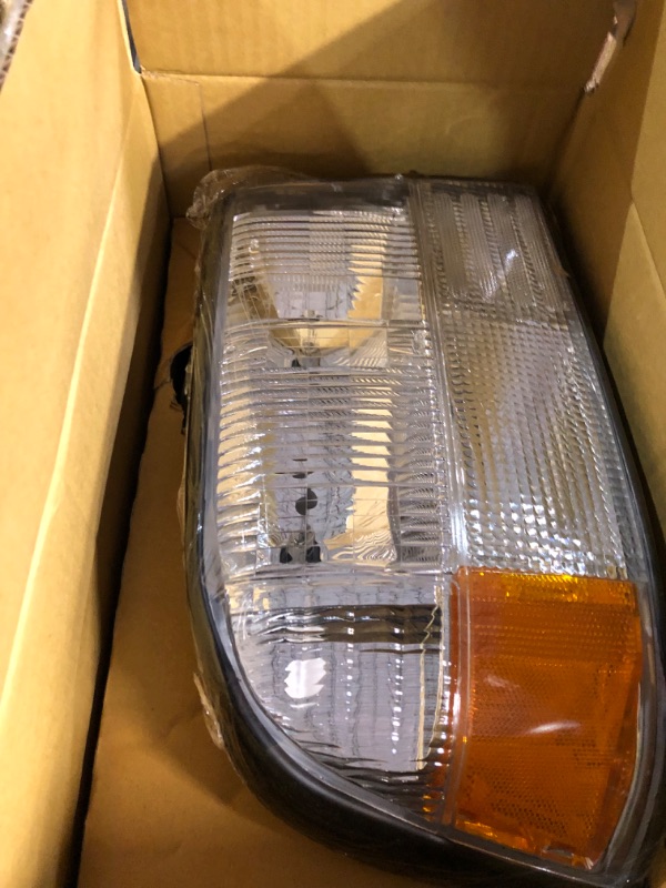 Photo 2 of Dorman 1590105 Passenger Side Headlight Assembly Compatible with Select GMC/Oldsmobile Models