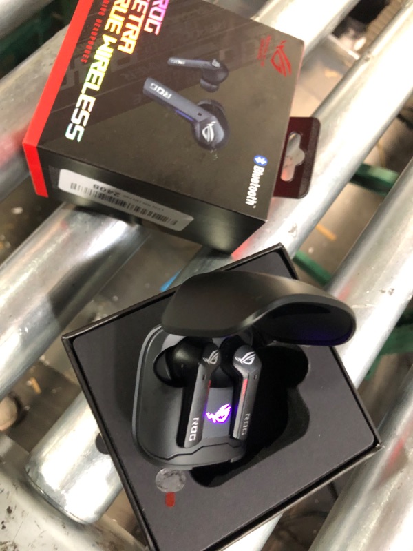 Photo 2 of ASUS ROG Cetra True Wireless Gaming Earbuds