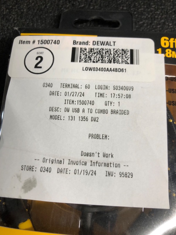 Photo 2 of *non refundable- parts only* DEWALT Reinforced 3-in-1 Combo Cable — Multi-Charging Cable