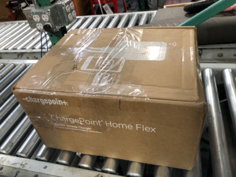 Photo 1 of ChargePoint Home Flex Electric Vehicle (EV) Charger upto 50 Amp, 240V, Level 2 WiFi Enabled EVSE, UL Listed, Energy Star, NEMA 6-50 Plug or Hardwired, Indoor/Outdoor, 23-Foot Cable