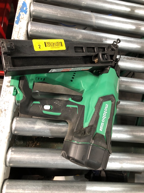 Photo 2 of Metabo HPT 18V MultiVolt™ Cordless Stapler Kit | 1/4-Inch 18-Ga Narrow Crown | Accepts 1/2-Inch up to 1-1/2-Inch 18-Ga 1/4-Inch Staples | Includes 18V 2.0Ah Battery | Lifetime Tool Warranty | N1804DA N1804DA Only