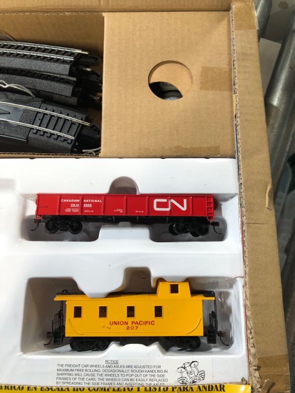 Photo 4 of Bachmann Trains - Pacific Flyer Ready To Run Electric Train Set - HO Scale