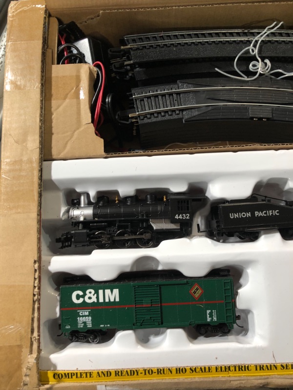 Photo 3 of Bachmann Trains - Pacific Flyer Ready To Run Electric Train Set - HO Scale