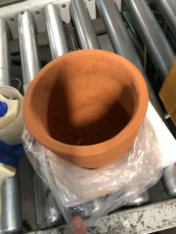 Photo 2 of (READ FULL POST) Creative Co-Op Round Terracotta Planter Pot, Brown