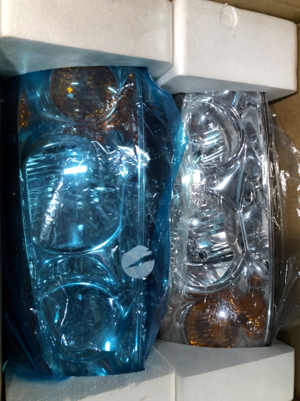 Photo 2 of Headlights Assembly for 2004 2005 2006 Hyundai Elantra models only Chrome Housing Amber Reflector Replacement Driver & Passenger Side