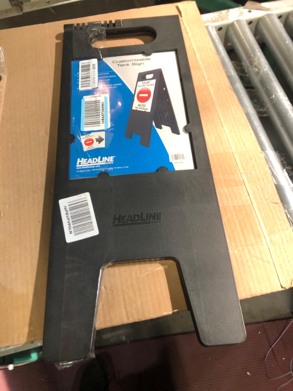 Photo 1 of HeadLine Sign - Customizable Tent Floor Signs 1-Pack Black